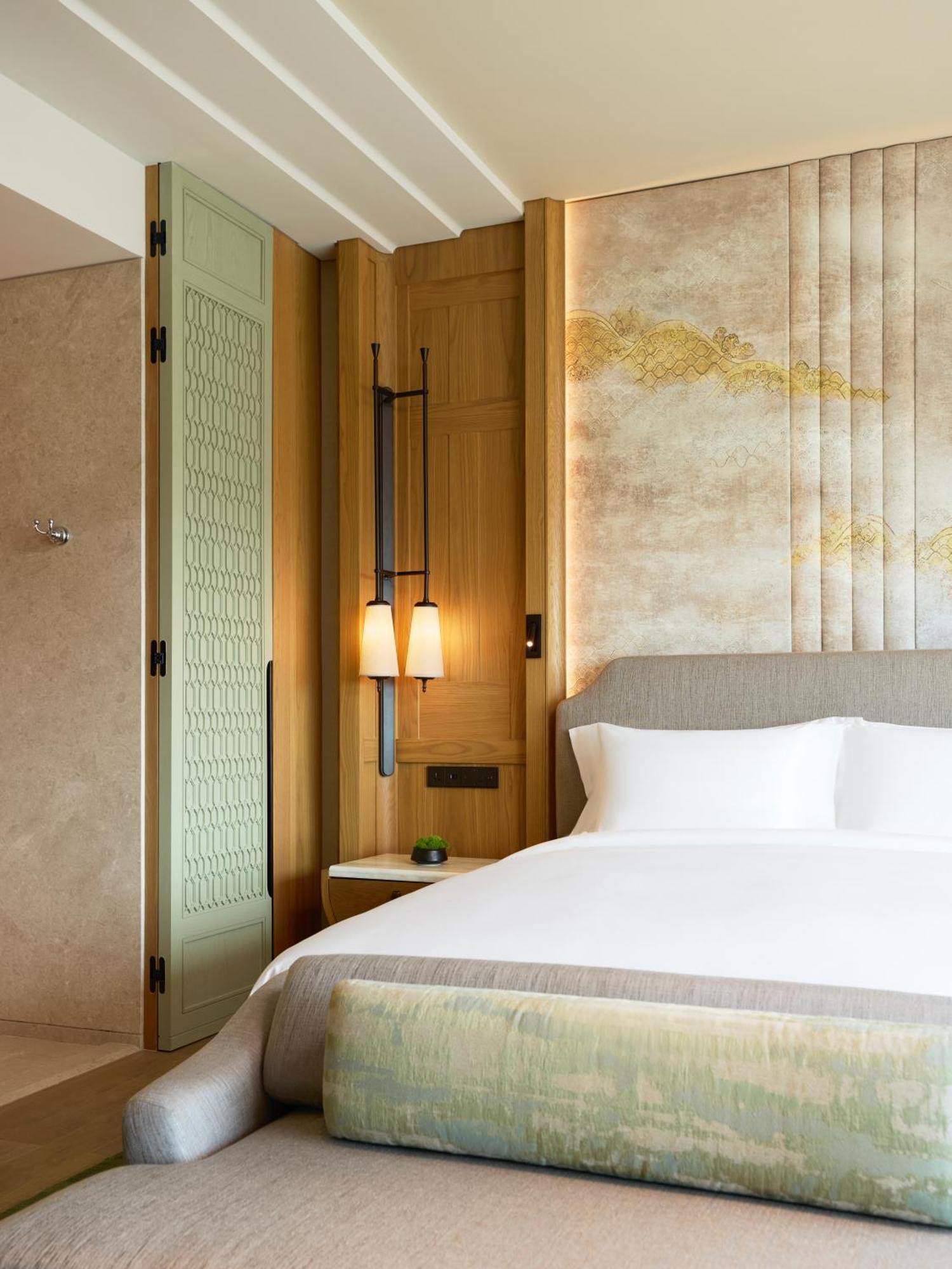 Dusit Thani Bangkok Exterior photo