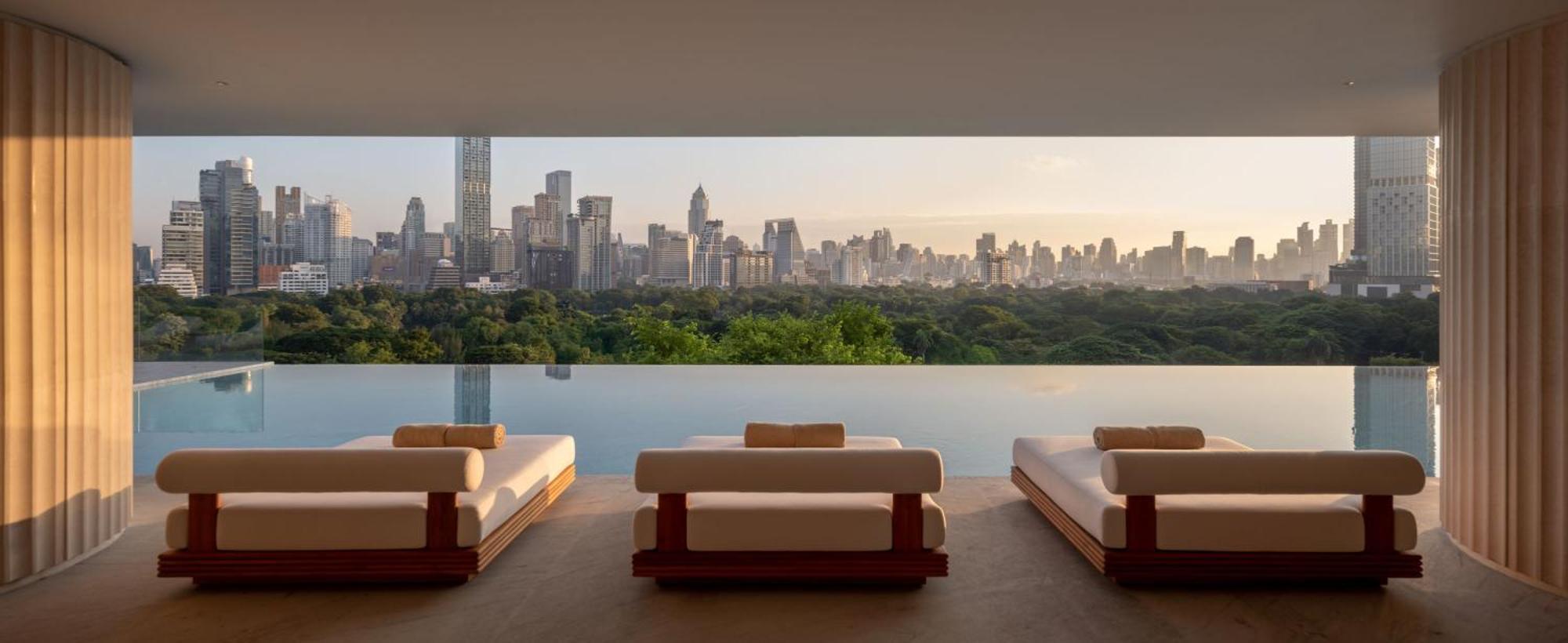 Dusit Thani Bangkok Exterior photo