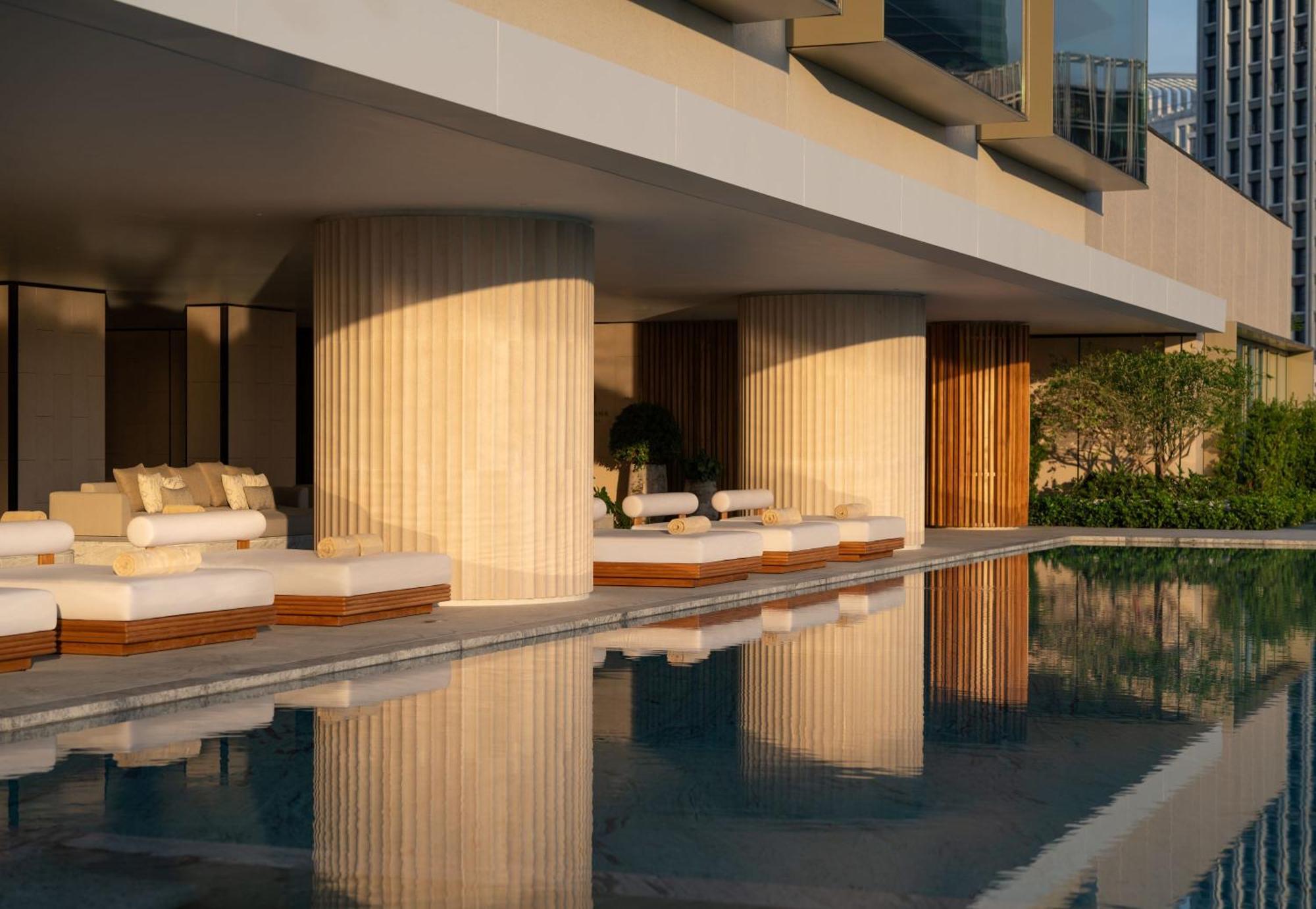 Dusit Thani Bangkok Exterior photo