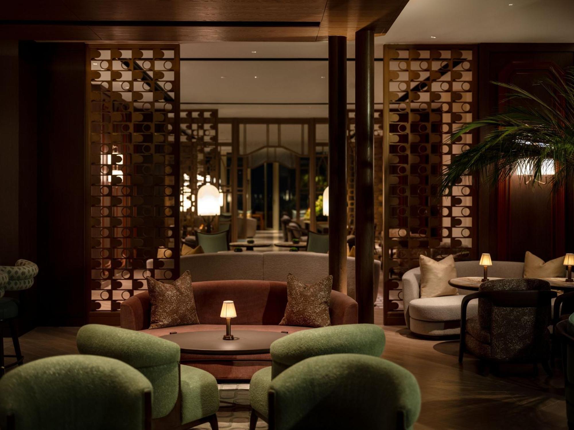 Dusit Thani Bangkok Exterior photo