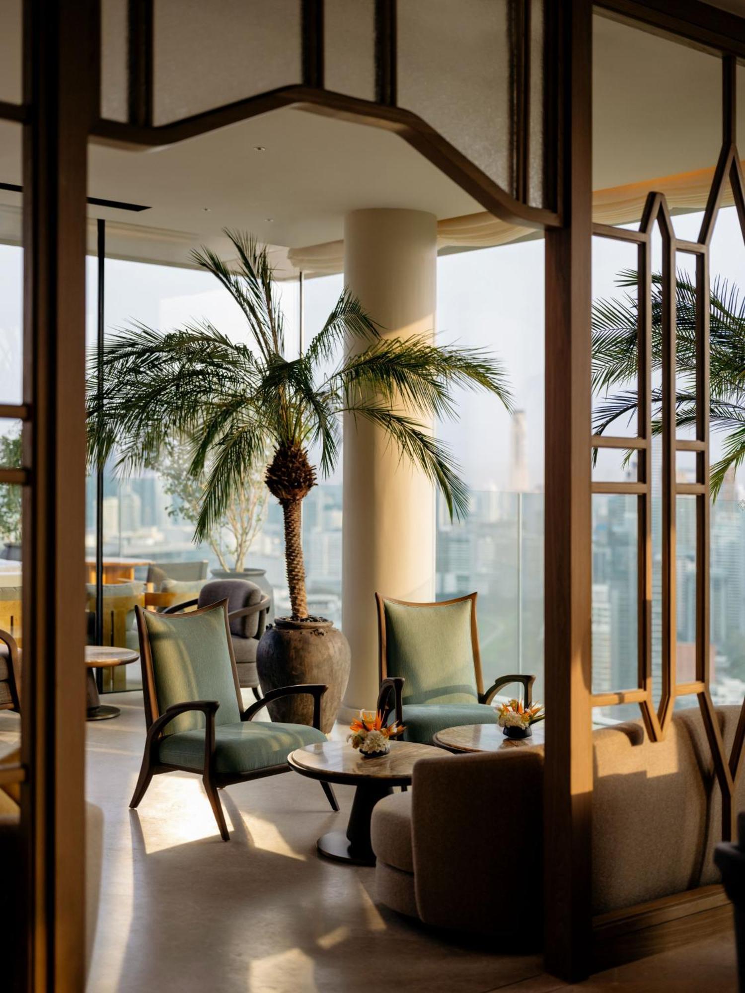 Dusit Thani Bangkok Exterior photo